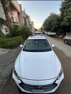 هیوندای ئەلەنترا